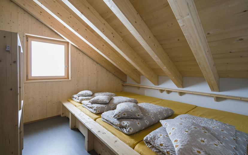 Grialetsch Hut image 2