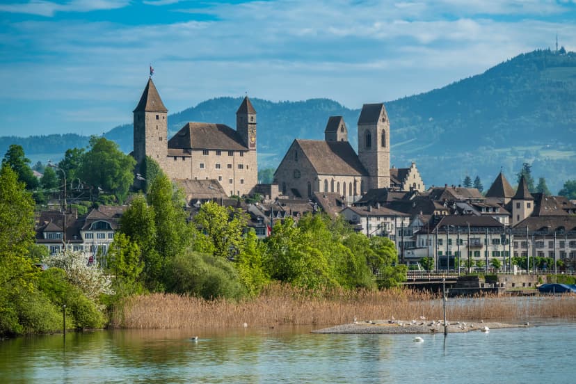 Rapperswil castle on the shores of the Upper Zurich Lake )Obersee), Sank Gallen, Switzerland